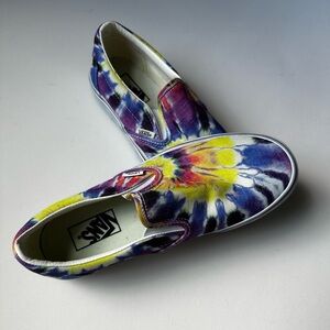 Vans Classic Washed Tie Dye Slip On Sneakers NBW Size 7.5 Men’s/9 Women’s